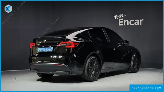 TESLA MODEL Y RWD