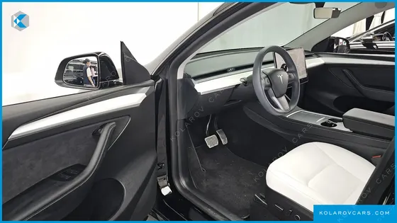 TESLA MODEL Y RWD