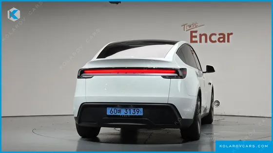 TESLA MODEL Y RWD