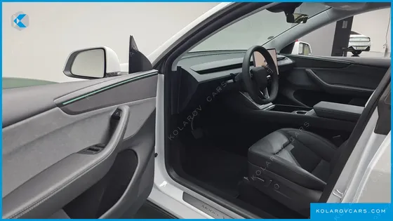 TESLA MODEL Y RWD