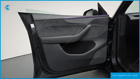 TESLA MODEL Y L LONG RANGE AWD