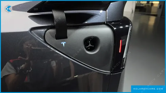 TESLA MODEL Y L LONG RANGE AWD