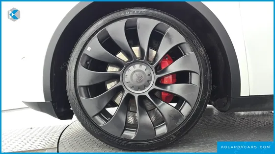 TESLA MODEL Y PERFORMANCE AWD