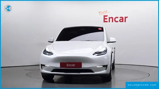 TESLA MODEL Y STANDARD RANGE RWD