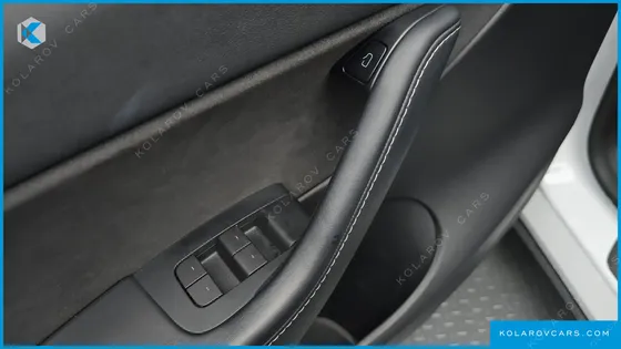 TESLA MODEL Y STANDARD RANGE RWD