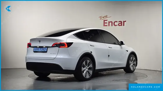 TESLA MODEL Y LONG RANGE AWD