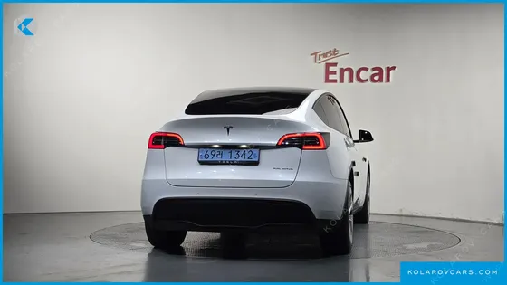 TESLA MODEL Y LONG RANGE AWD