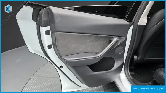 TESLA MODEL Y RWD