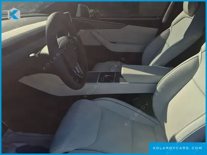TESLA MODEL Y L LONG RANGE AWD