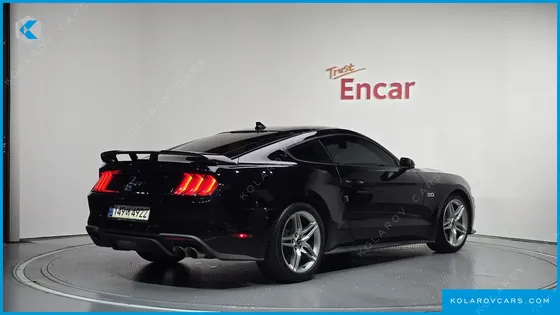 FORD MUSTANG GT COUPE