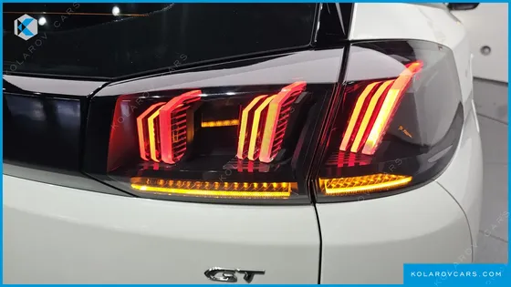 PEUGEOT 5008 1.2 PURE TECH GT