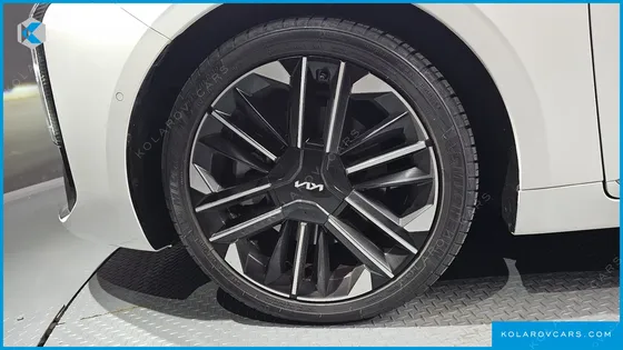 KIA K8 2.5 GASOLINE 2WD