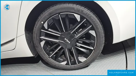 KIA K8 2.5 GASOLINE 2WD