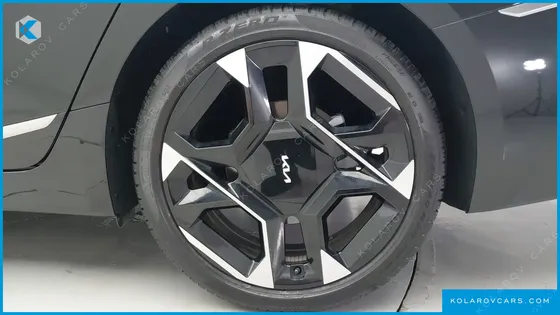 KIA K8 2.5 GASOLINE 2WD