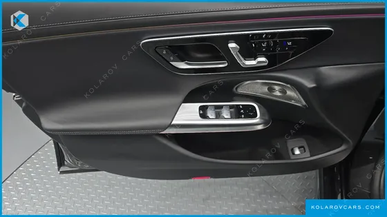 MERCEDES E-CLASS E300 4MATIC AMG LINE