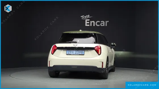 MINI COOPER SE PAUL SMITH EDITION