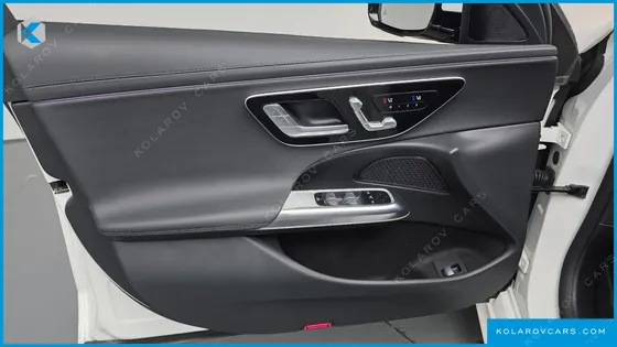 MERCEDES E-CLASS E200 AVANTGARDE