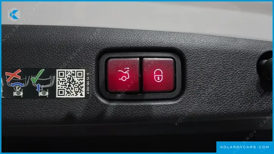 MERCEDES E-CLASS E200 AVANTGARDE