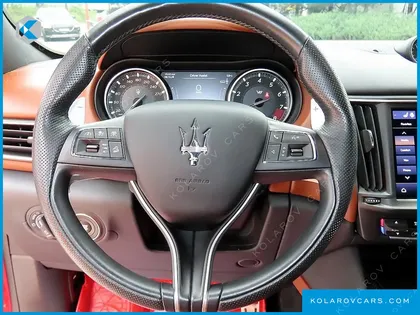 MASERATI LEVANTE 3.8 GTS AWD