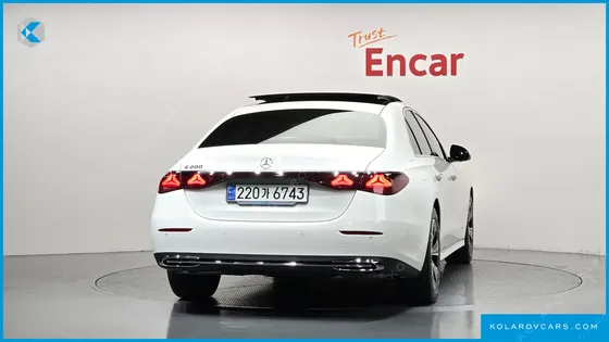 MERCEDES E-CLASS E200 AVANTGARDE