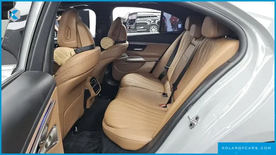 MERCEDES E-CLASS E300 4MATIC AMG LINE PREMIERE SPECIAL