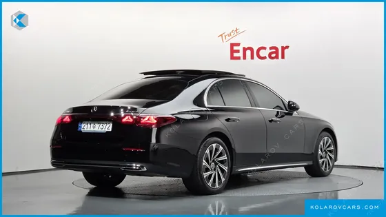 MERCEDES E-CLASS E300 4MATIC EXCLUSIVE