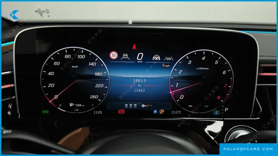 MERCEDES E-CLASS E300 4MATIC EXCLUSIVE