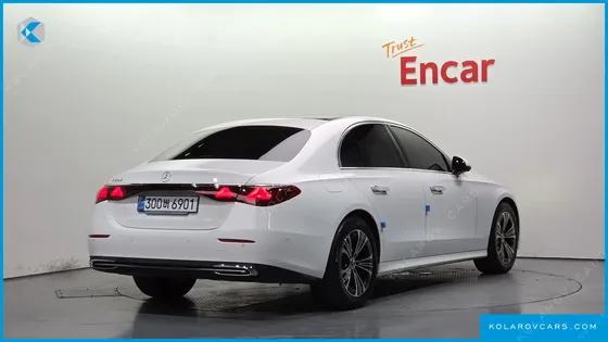 MERCEDES E-CLASS E200 AVANTGARDE