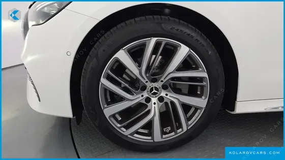 MERCEDES E-CLASS E220D 4MATIC EXCLUSIVE