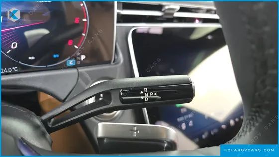 MERCEDES E-CLASS E220D 4MATIC EXCLUSIVE