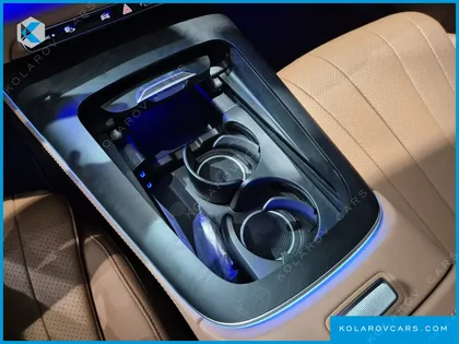 MERCEDES E-CLASS E200 EXCLUSIVE