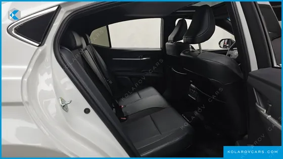 TOYOTA CAMRY 2.5 XLE HYBRID