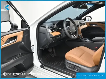 TOYOTA CAMRY 2.5 XLE PREMIUM HYBRID