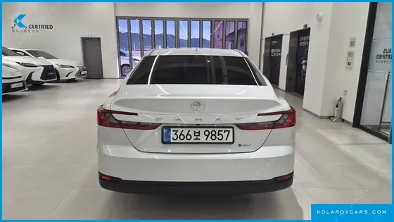 TOYOTA CAMRY 2.5 XLE HYBRID
