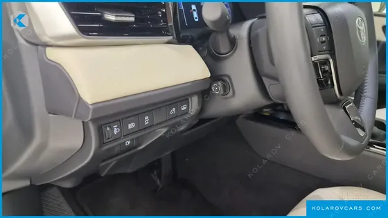 TOYOTA CAMRY 2.5 XLE HYBRID