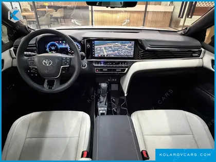 TOYOTA CAMRY 2.5 XLE PREMIUM HYBRID