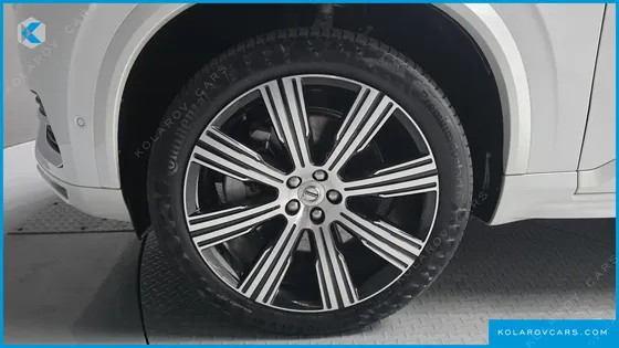 VOLVO XC90 T8 ULTIMATE BRIGHT HYBRID