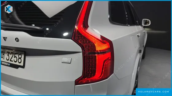 VOLVO XC90 T8 ULTIMATE BRIGHT HYBRID