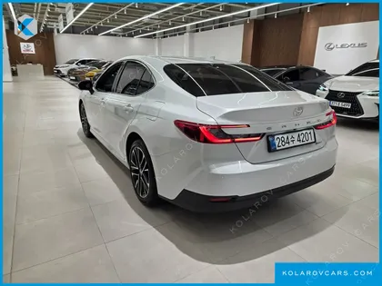TOYOTA CAMRY 2.5 XLE HYBRID