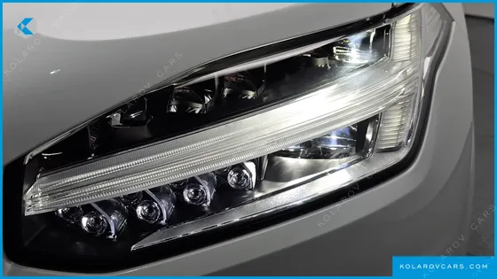 VOLVO XC90 T8 ULTIMATE BRIGHT HYBRID