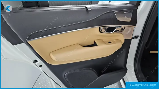 VOLVO XC90 T8 ULTIMATE BRIGHT HYBRID