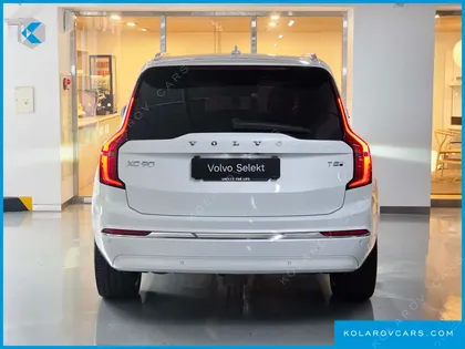 VOLVO XC90 T8 ULTRA BRIGHT HYBRID