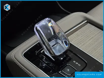 VOLVO XC90 T8 ULTRA BRIGHT HYBRID