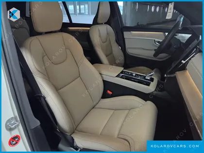 VOLVO XC90 T8 ULTRA BRIGHT HYBRID