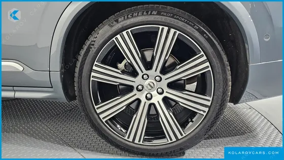 VOLVO XC90 T8 ULTIMATE BRIGHT HYBRID