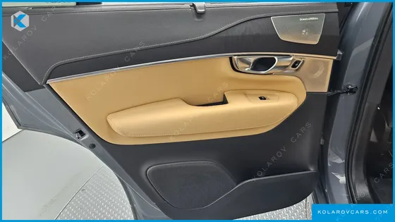 VOLVO XC90 T8 ULTIMATE BRIGHT HYBRID