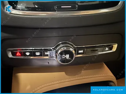 VOLVO XC90 T8 INSCRIPTION HYBIRD