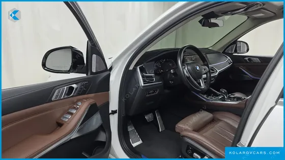 BMW X7 XDRIVE 40I DESIGN PURE EXCELLENCE 7-SEATER
