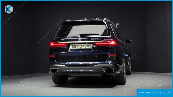BMW X7 M50D