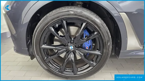 BMW X7 M50I 6STR